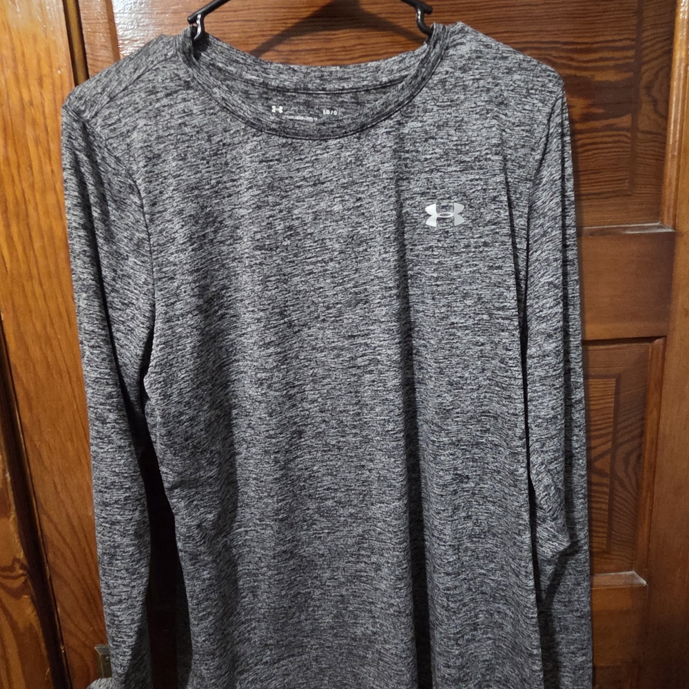 Under Armour Gray Long Sleeve Shirt